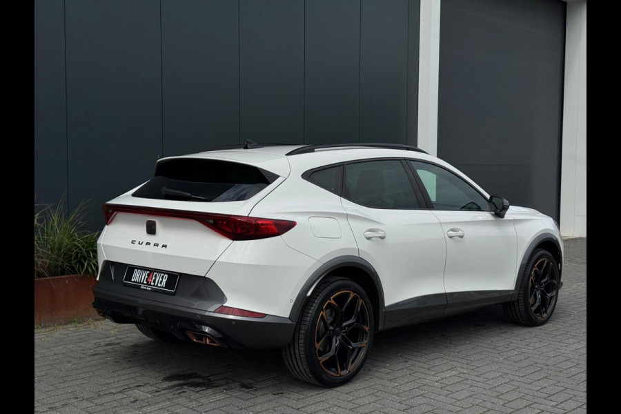 CUPRA Formentor 1.4 e-Hybrid Business 9-23 204pk NAVI | CAMERA | LEDER | PDC | SPORTVELGEN