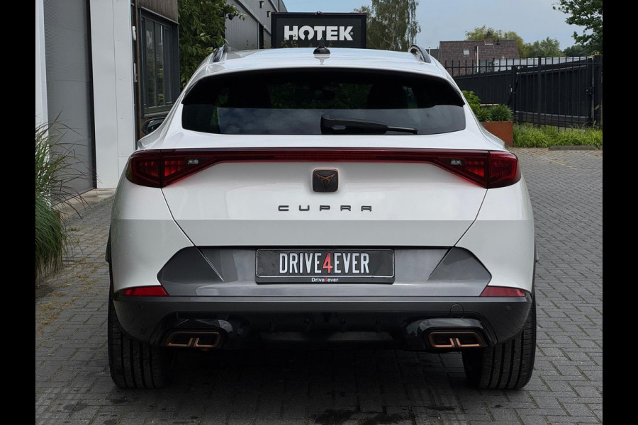 CUPRA Formentor 1.4 e-Hybrid Business 9-23 204pk NAVI | CAMERA | LEDER | PDC | SPORTVELGEN