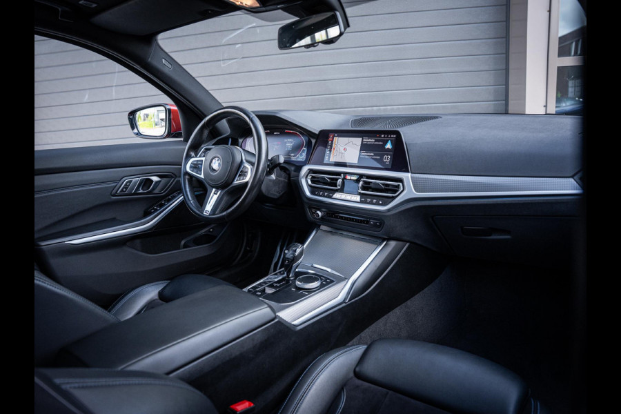 BMW 3-serie 330e High Executive M-Sport l Pano l HUD l 360cam l 19''