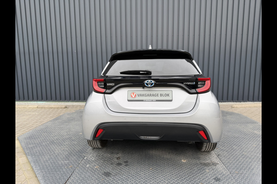 Toyota Yaris 1.5 Hybrid Dynamic | UNIEK 8.250 km | PDC V+A | Dodehoek detectie | Rijklaar!!!