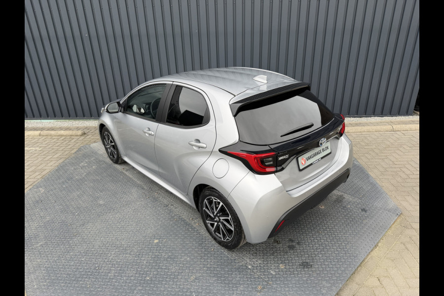 Toyota Yaris 1.5 Hybrid Dynamic | UNIEK 8.250 km | PDC V+A | Dodehoek detectie | Rijklaar!!!