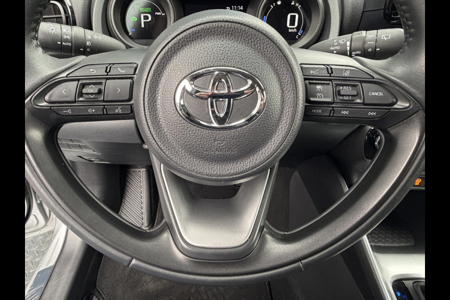 Toyota Yaris 1.5 Hybrid Dynamic | UNIEK 8.250 km | PDC V+A | Dodehoek detectie | Rijklaar!!!