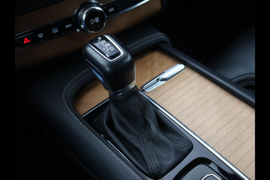 Volvo XC90 2.0 D5 AWD 235 PK AUT. GRIJS KENTEKEN INSCRIPTION + ADAPTIVE CRUISE | TREKHAAK | LEDER