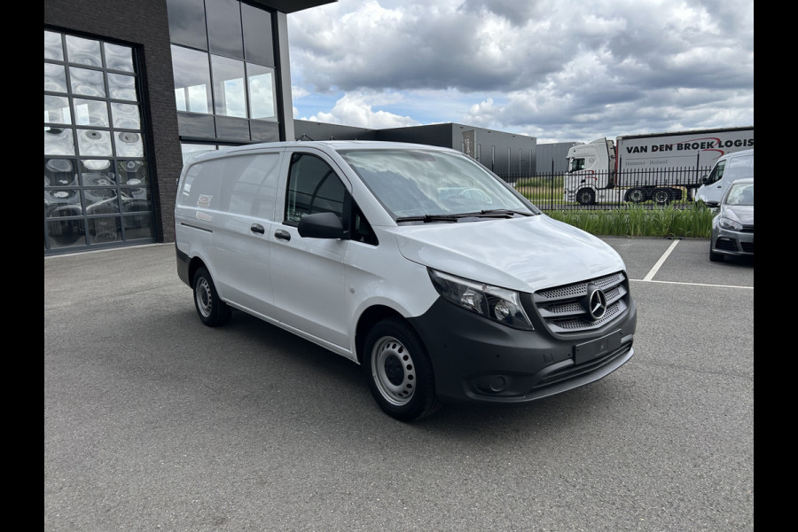 Mercedes-Benz Vito 116 CDI Lang / Trekhaak / Airco / Parkeersensoren / Cruise control / 3 Zits / Achterdeuren