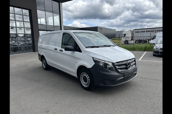 Mercedes-Benz Vito 116 CDI Lang / Trekhaak / Airco / Parkeersensoren / Cruise control / 3 Zits / Achterdeuren