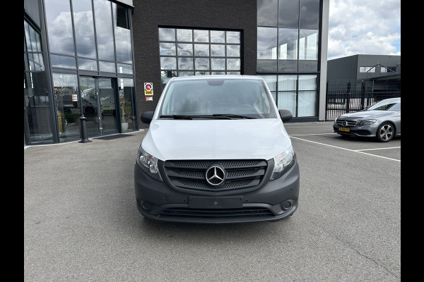Mercedes-Benz Vito 116 CDI Lang / Trekhaak / Airco / Parkeersensoren / Cruise control / 3 Zits / Achterdeuren
