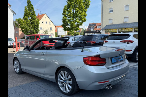 BMW 2 Serie Cabrio 220iA LUXURY ** ADAPT. LED, LEDER, NAVI, VERW. STUUR CAMERA, 18-inch LMV ** UNFALLFREI - Slechts 36.000km. ** ** INFORMEER OOK NAAR ONZE AANTREKKELIJKE FINANCIAL-LEASE TARIEVEN **