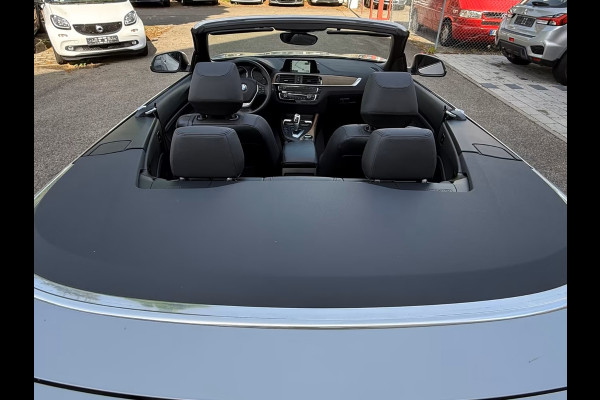 BMW 2 Serie Cabrio 220iA LUXURY ** ADAPT. LED, LEDER, NAVI, VERW. STUUR CAMERA, 18-inch LMV ** UNFALLFREI - Slechts 36.000km. ** ** INFORMEER OOK NAAR ONZE AANTREKKELIJKE FINANCIAL-LEASE TARIEVEN **