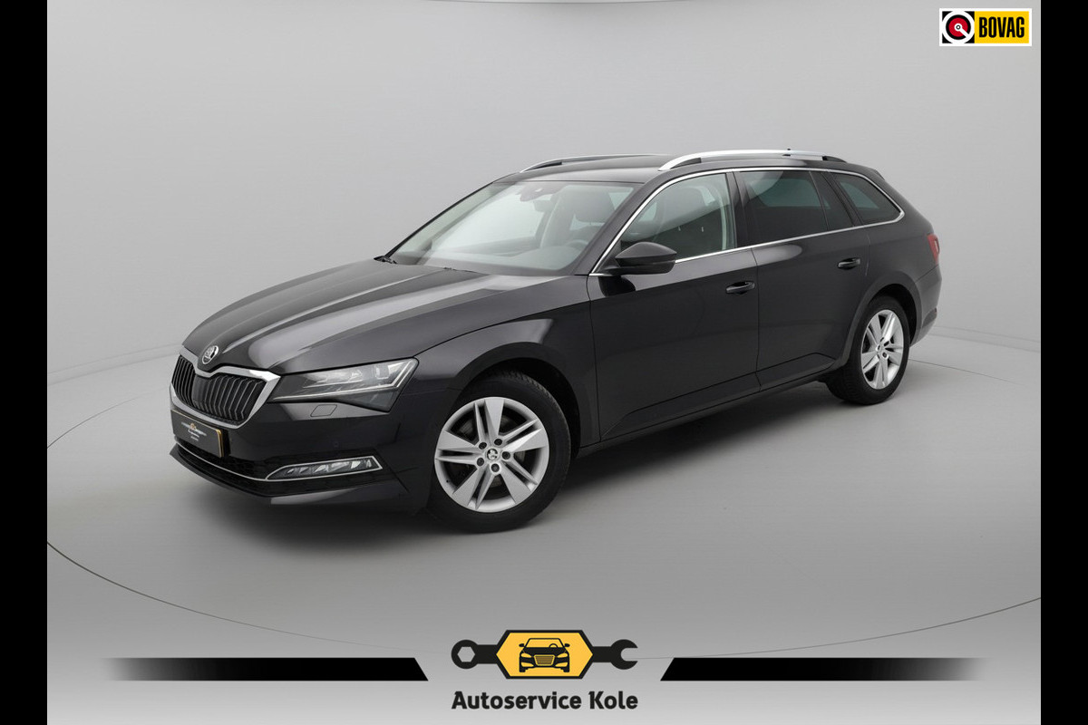 Škoda Superb Combi 1.4 TSI iV Style * Trekhaak * Stoelverwarming * Digitale teller *