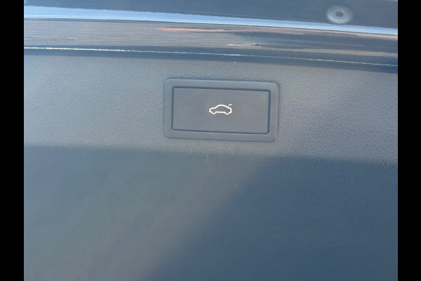 Škoda Superb Combi 1.4 TSI iV Style * Trekhaak * Stoelverwarming * Digitale teller *