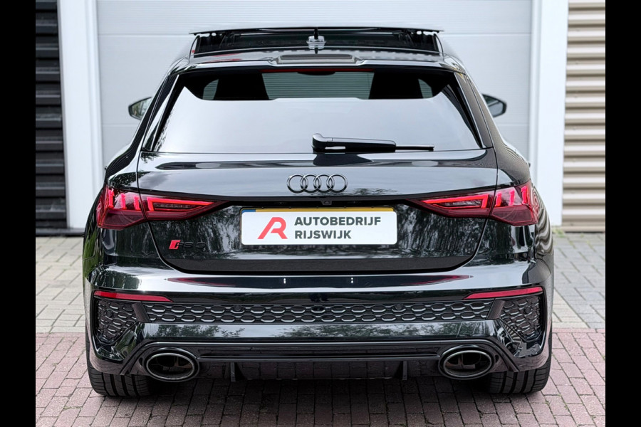Audi RS 3 SPORTBACK 2.5 TFSI RS 3 quattro Pano/B&O/Matrix