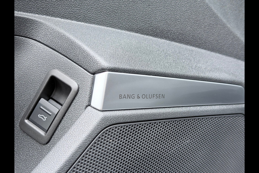 Audi RS 3 SPORTBACK 2.5 TFSI RS 3 quattro Pano/B&O/Matrix