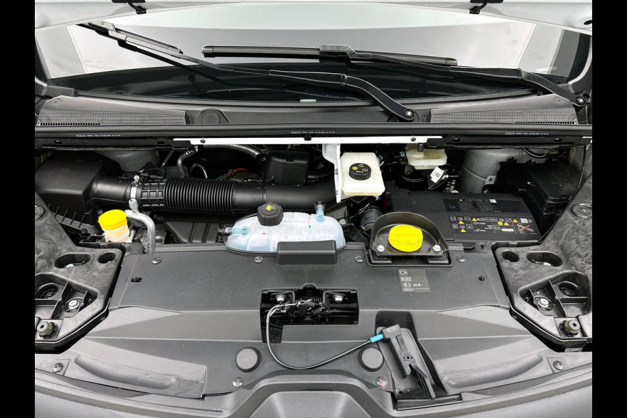 Renault Trafic 2.0 Blue dCi 150 EDC T30 L2H1 Advance Automaat Navigatie Airco Lichtmetalen velgen Betimmering Trekhaak Camera Parkeer sensoren Dab