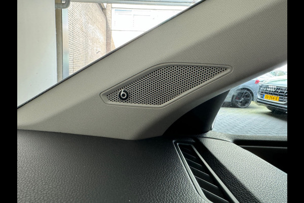 Volkswagen Polo 1.0 TSI Comfortline Pano|Camera|CarPlay|NAP