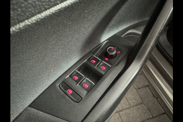 Volkswagen Polo 1.0 TSI Comfortline Pano|Camera|CarPlay|NAP