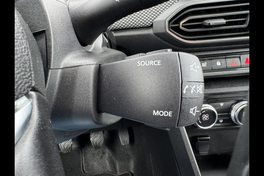 Dacia Jogger 1.0 TCe Bi-Fuel Extreme 7p. Trekhaak Camera Carplay Navi Stoelverwarming clima