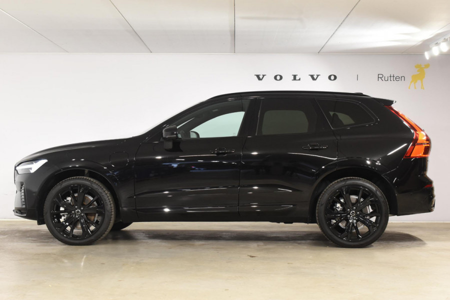 Volvo XC60 T6 350PK Plug-in hybrid AWD Plus Black Edition / Adaptive Cruise control / Elektrische stoelen met geheugen / Stuurverwarming / Stoelverwarming v+a / 360 Camera / Harman Kardon / Semi-elektrisch inklapbare trekhaak