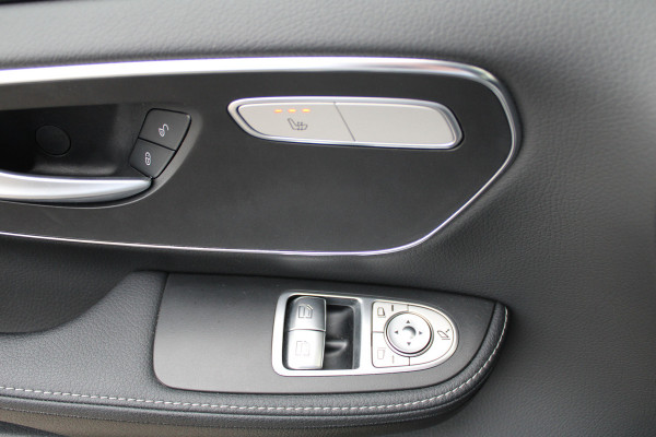 Mercedes-Benz V-Klasse 300d / XXL / DC / Black Edition / 2x Elec Schuifdeur / Camera / Vol Opties / NIEUWSTAAT