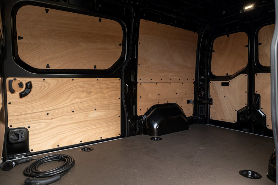 Renault Master E-Tech T35 L2H2 Extra long range 87 kWh I LM Wielen I Side Bars I Spoiler I