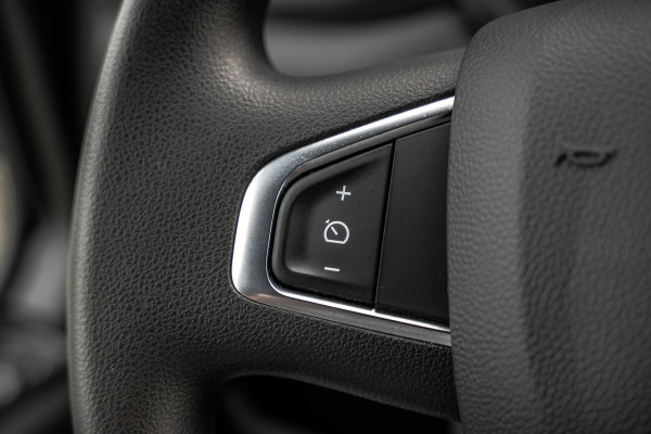 Renault Master 2.3dCi | Bakwagen met Laadklep | LED | Carplay | Camera | Cruise