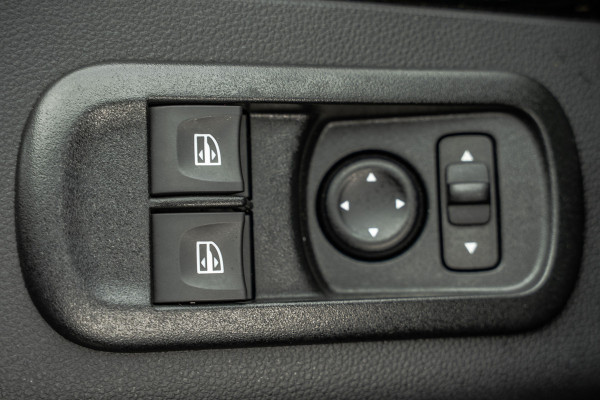 Renault Master 2.3dCi | Bakwagen met Laadklep | LED | Carplay | Camera | Cruise