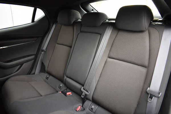 Mazda 3 2.0 e-SkyActiv-X M Hybrid 186 Comfort | Camera | Stoelverw. | AppleCarplay | Climate