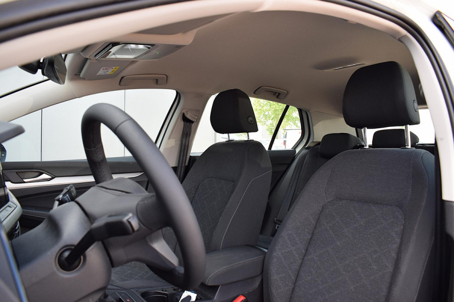 Volkswagen Golf 1.0 TSI Life Business | AppleCarplay | Stuur- Stoelverw. |  Climate | Adaptive |