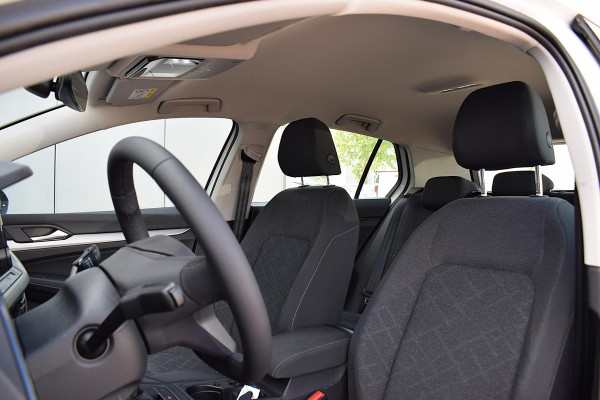 Volkswagen Golf 1.0 TSI Life Business | AppleCarplay | Stuur- Stoelverw. |  Climate | Adaptive |