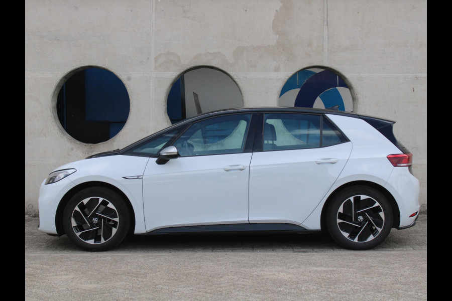 Volkswagen ID.3 First 58 kWh | APPLE CARPLAY / ANDROID AUTO | STOELVERWARMING | ADAPTIEVE CRUISE CONTROL |