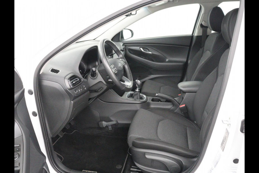 Hyundai i30 1.0 T-GDi MHEV Comfort Smart | Carplay | Full LED | Keyless | Camera | Navigatie | DAB | Parkeerhulp | Climate control | Bluetooth | Cruise control