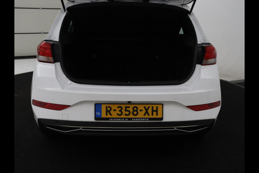 Hyundai i30 1.0 T-GDi MHEV Comfort Smart | Carplay | Full LED | Keyless | Camera | Navigatie | DAB | Parkeerhulp | Climate control | Bluetooth | Cruise control