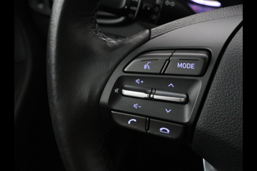 Hyundai i30 1.0 T-GDi MHEV Comfort Smart | Carplay | Full LED | Keyless | Camera | Navigatie | DAB | Parkeerhulp | Climate control | Bluetooth | Cruise control