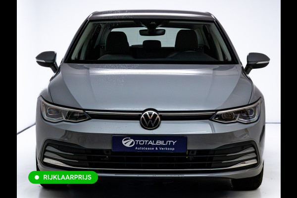 Volkswagen Golf 1.4 eHybrid Style | Standkachel | Stuur-, Stoel- & Achterbankverw. | Adap. Cruise | Travel assist | Camera, Ergo Active stoel met massage, IQ Led