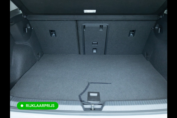 Volkswagen Golf 1.4 eHybrid Style | Standkachel | Stuur-, Stoel- & Achterbankverw. | Adap. Cruise | Travel assist | Camera, Ergo Active stoel met massage, IQ Led