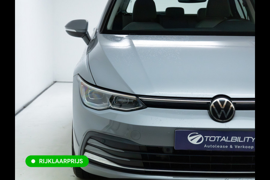Volkswagen Golf 1.4 eHybrid Style | Standkachel | Stuur-, Stoel- & Achterbankverw. | Adap. Cruise | Travel assist | Camera, Ergo Active stoel met massage, IQ Led