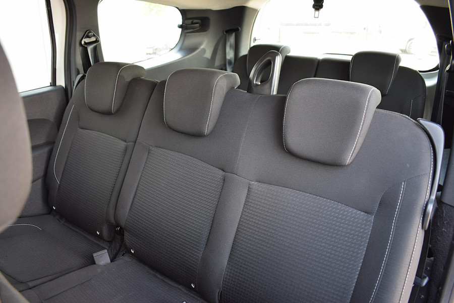 Dacia Lodgy 1.3 TCe Comfort 7p. | Camera | Trekhaak | AppleCarplay | Cruise