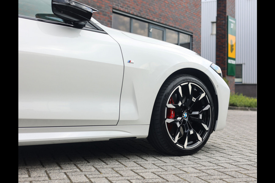 BMW 4 Serie Cabrio M440i xDrive | Airscarf - Harman Kardon