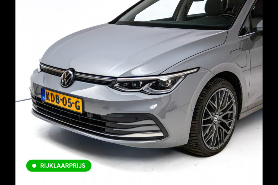 Volkswagen Golf 1.4 eHybrid Style | Standkachel | Stuur-, Stoel- & Achterbankverw. | Adap. Cruise | Travel assist | Camera, Ergo Active stoel met massage, IQ Led