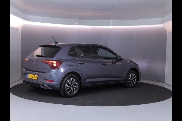 Volkswagen Polo 1.0 TSI Life Edition 95 pk | Verlengde garantie | Navigatie | Parkeersensoren achter | Achteruitrijcamera | Adaptieve cruise control |