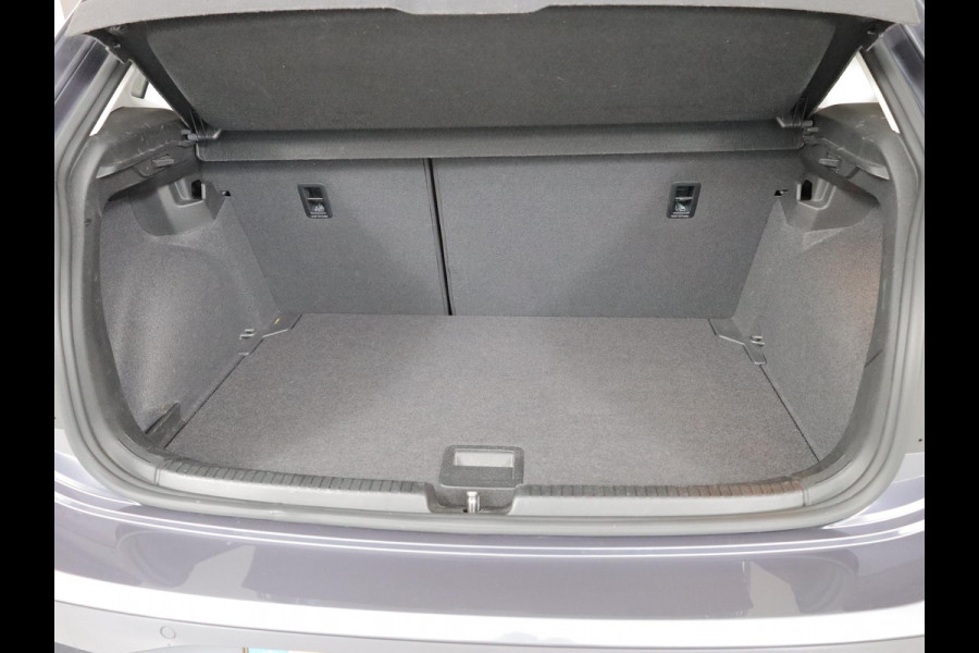 Volkswagen Polo 1.0 TSI Life Edition 95 pk | Verlengde garantie | Navigatie | Parkeersensoren achter | Achteruitrijcamera | Adaptieve cruise control |
