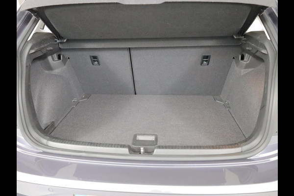 Volkswagen Polo 1.0 TSI Life Edition 95 pk | Verlengde garantie | Navigatie | Parkeersensoren achter | Achteruitrijcamera | Adaptieve cruise control |