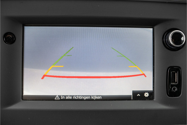 Renault Master **2.3dCi | Bakwagen met Laadklep | LED | Carplay | Camera | Cruise**
