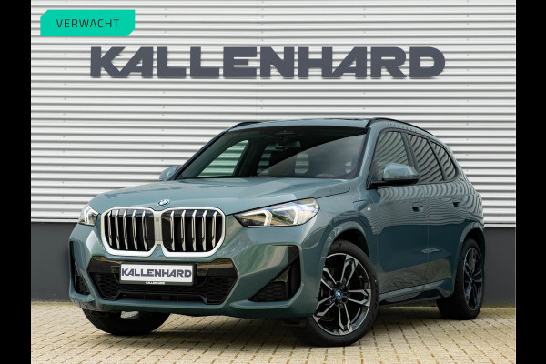 BMW X1 xDrive25e - M-Sport - Pano - Trekhaak - 19 inch - Camera