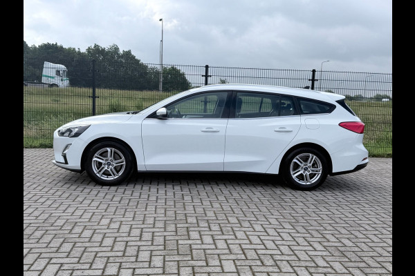 Ford FOCUS Wagon 1.0 EcoBoost Hybrid Trend Edition Business | Trekhaak | camera | PDC | Carplay |