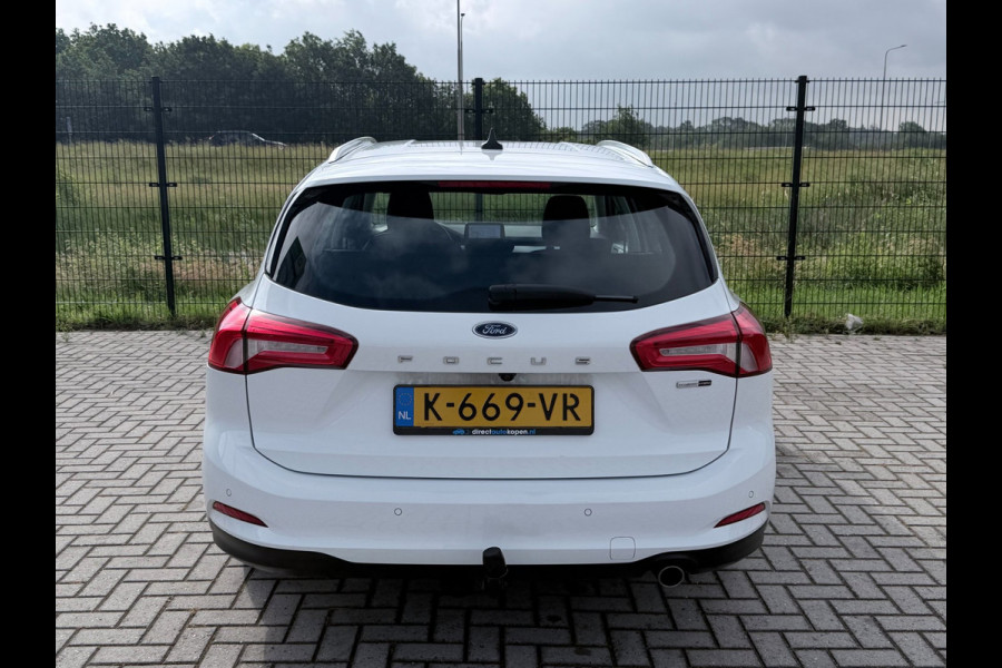 Ford FOCUS Wagon 1.0 EcoBoost Hybrid Trend Edition Business | Trekhaak | camera | PDC | Carplay |