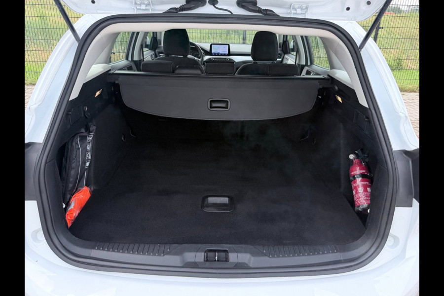 Ford FOCUS Wagon 1.0 EcoBoost Hybrid Trend Edition Business | Trekhaak | camera | PDC | Carplay |