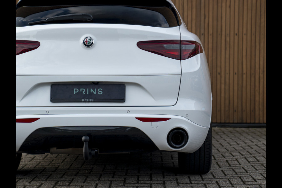 Alfa Romeo Stelvio 2.0T AWD Veloce 280pk | Pano-dak | Harman/Kardon | Adapt. cruise