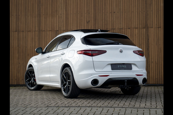 Alfa Romeo Stelvio 2.0T AWD Veloce 280pk | Pano-dak | Harman/Kardon | Adapt. cruise