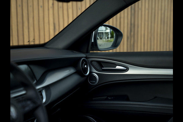 Alfa Romeo Stelvio 2.0T AWD Veloce 280pk | Pano-dak | Harman/Kardon | Adapt. cruise