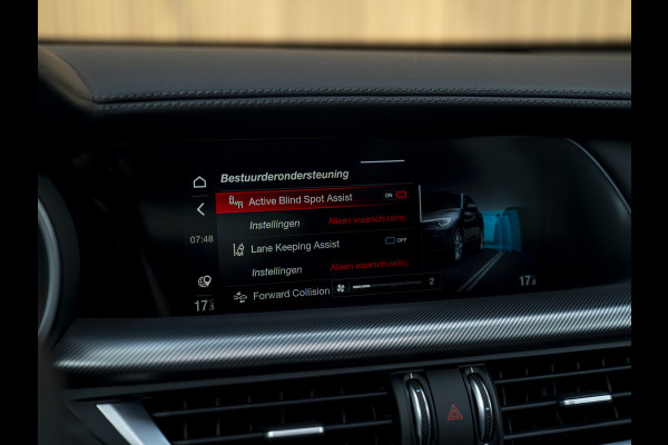 Alfa Romeo Stelvio 2.0T AWD Veloce 280pk | Pano-dak | Harman/Kardon | Adapt. cruise